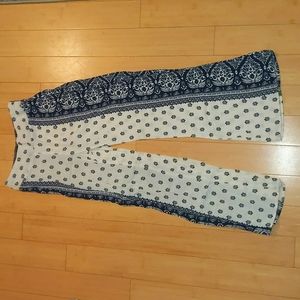 Mudd white and blue bellbottoms